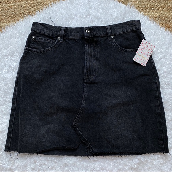 Free People Dresses & Skirts - Free People Washed Black Denim Skirt 29